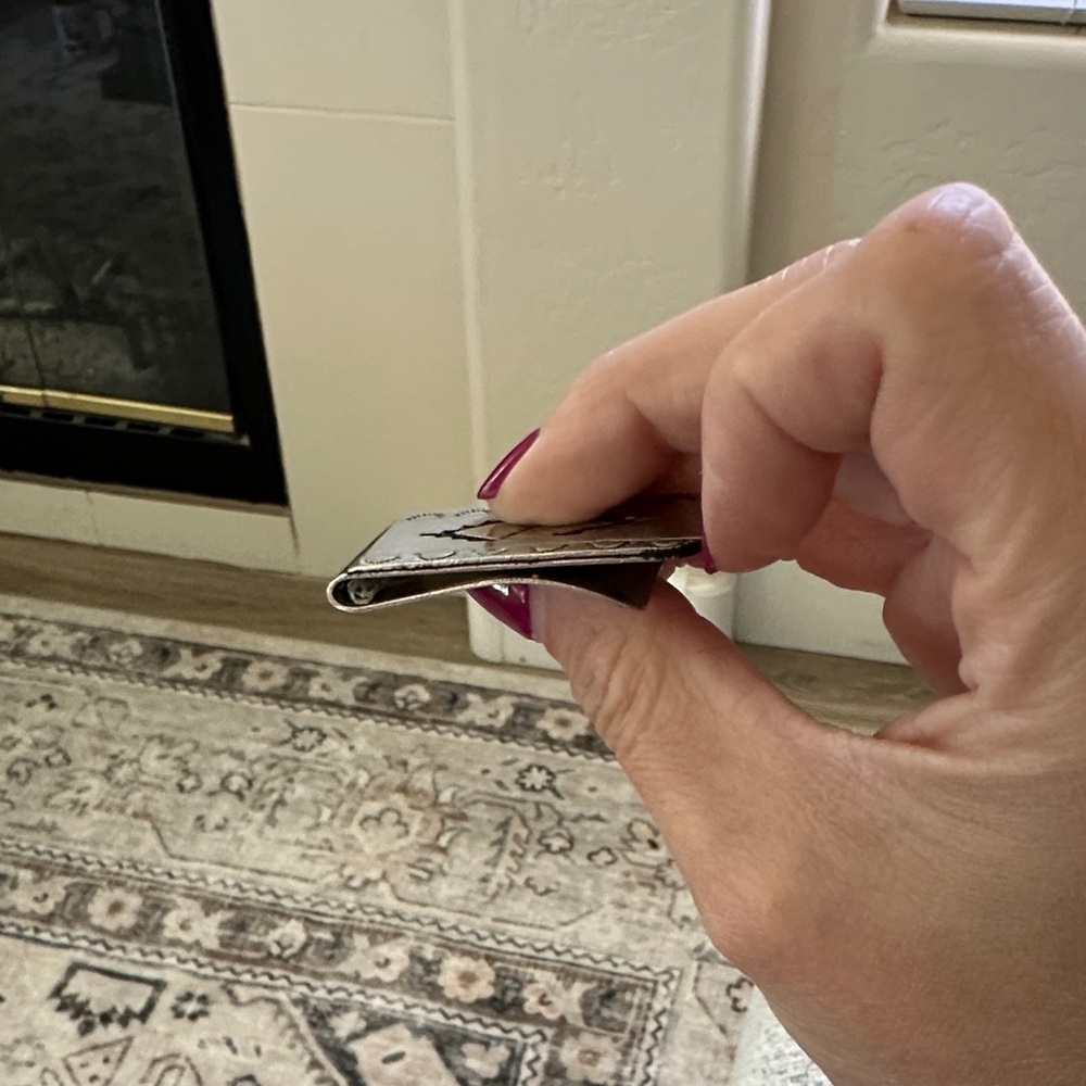 Silver Geometric Pattern Money Clip - image 4
